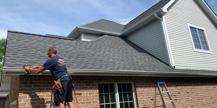 How to Choose the Right Residential Roofing Services for Your Home