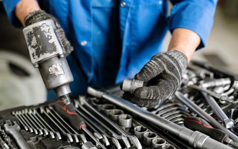 Building Your Workshop: Essential Car Repair Equipment For Mechanic Shops