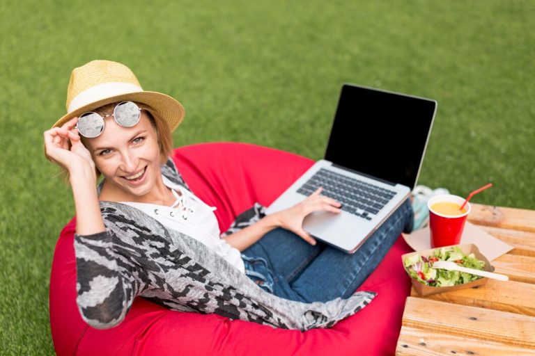 5 Reasons to Take an Online Psychics Course this Summer