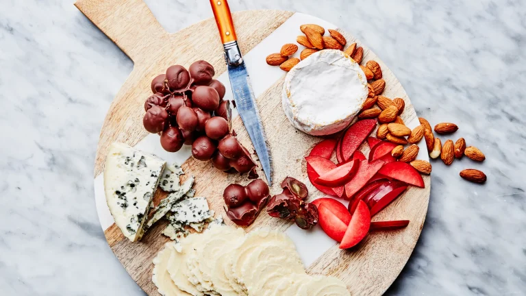 Cheese Platters: The Perfect Birthday Gifts