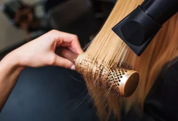 Must-Have Tools to Achieve Salon-Quality Hairstyles at Home